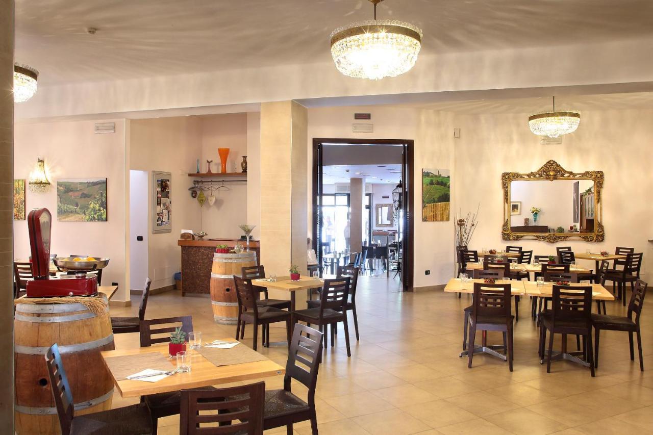 Dipendenza Aurora Apartment Pavia Luaran gambar
